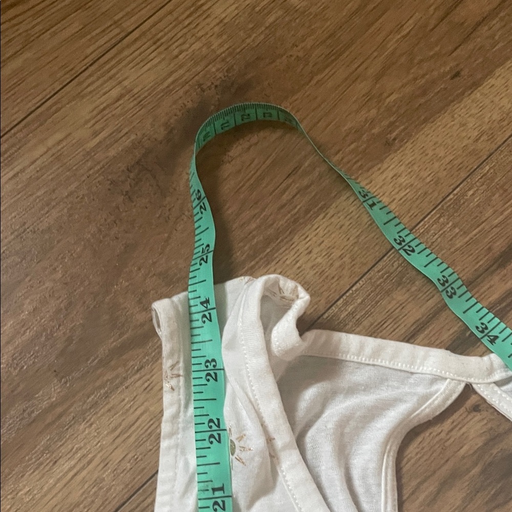 White Sleeveless Top with Gold Accents (Bin A) - Picture 3 of 3